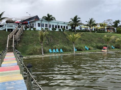 Dock your Boat then Dine at these Waterfront Restaurants - Visit Space