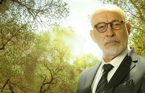 Tüm oyuncuları aşağıdaki liste yardımı ile rahatlıkla görebilirsiniz. Sefirin Kızı oyuncuları kim? Sefirin Kızı dizisi ...