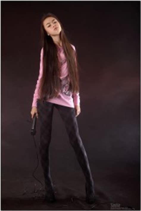 TeenModeling TMTV Sasha Pink Long Sleeve Pinklongsleeve X