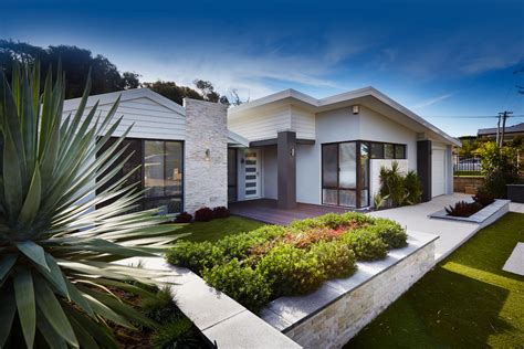 The mulch will be placed on the front verge so a. Front Yard Design - Modern - Landscape - Perth - by Summit ...