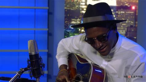 D em7 g a would you let me see beneath your perfect. Labrinth Performs "Beneath Your Beautiful" Acoustic: Watch ...