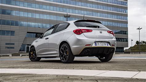 Attraktive Alfa-Romeo-Modelle- DMM Der Mobilitätsmanager