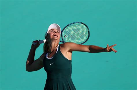 Marta kostyuk ретвитнул(а) jimmie48 photography. WTA Abu Dhabi: M. Kostyuk - S.S. Tormo | Viertelfinale ...