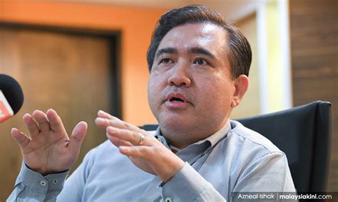 Individu tersebut adalah datuk dr marzuki mohamad yang merupakan bekas pensyarah di unversiti islam antarabangsa malaysia (uiam) yang kemudiannya menjadi 'orang penting' buat perdana menteri sejak tahun 2009 hingga kini. PM sebut angka salah dalam ucapan, kata bekas menteri