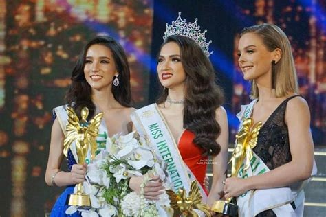 Năm 2018, hương giang quyết đổi vận khi tham gia cuộc thi hoa hậu chuyển giới quốc tế và chiến thắng ở ngôi vị cao nhất. Hương Giang Idol đăng quang Hoa hậu Chuyển giới 2018