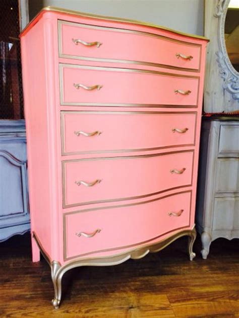 Wondering, what is chalk paint? 20 Budget Friendly DIY Chalk Paint Furniture Ideas - Noted ...