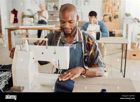 Sew Studio Hi Res Stock Photography And Images Alamy