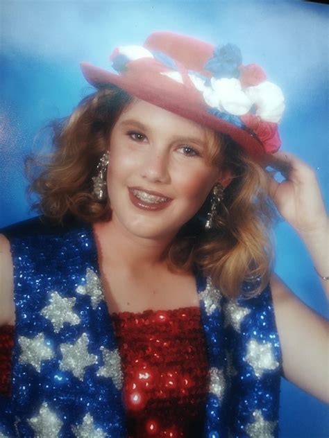 Glamour Shots Mid 90s Hated This Still Do Rblunderyears