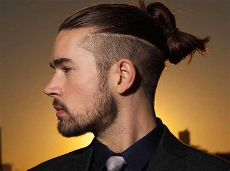 Man Undercut 20 Man Bun Undercut Hairstyles For Men 2021 Guide