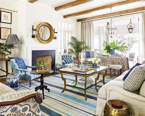 Who doesn't know interior wallpaper? 2019 Southern Living Idea House by Heather Chadduck ...