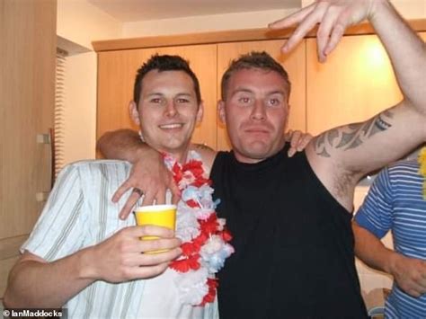 .first appears in the british rave world of nightlife and dance, with e_lounge( 2000), tanz party( 2002) and mes nuits blanches( 2003) following. Dad, 37, drank 24/7 at height of his addiction and ended ...