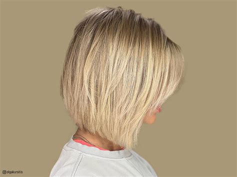 20 Trendiest Medium Layered Bob Haircuts For Shoulder Length Hair