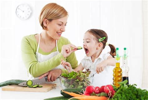 Raising a healthy child is not only about making sure that child eats sufficient food. How to Get Your Kids Eat Veggies | Healthy with Stefan