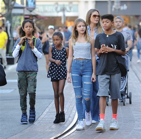 Four of her children are seen with her. Surprise! Heidi Klum Married Tom Kaulitz… Months Ago! - Jetss