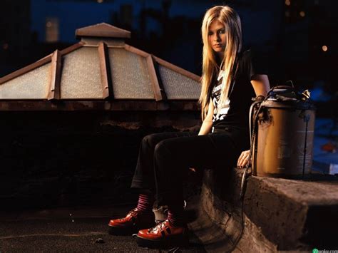 艾薇儿 Avril Lavigne 壁纸71壁纸艾薇儿 Avril Lavigne壁纸图片 明星壁纸 影视图片素材 桌面壁纸
