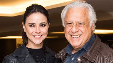 Jamais deixei de pensar em vocês na platéia. Alexandra Martins comemora nova parceria com Antonio ...