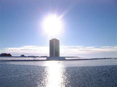 Rezervirajte na planetofhotels.com i počnite pakirati kofer!. Büsumer Sonnenuntergänge am Meer