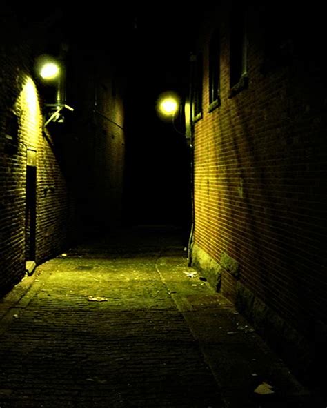 Pin By Elise Davella On Alleyways And Exteriors Dark Alleyway Haunted