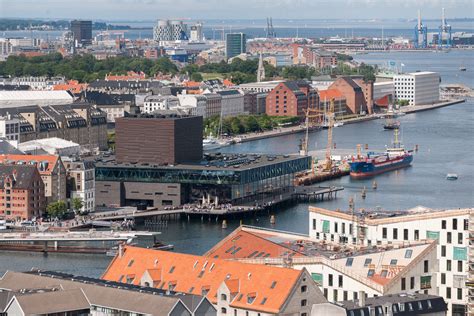 Het gebeuren in kopenhagen is geconcentreerd rond twee straten, te weten istedgade en mocht er iemand naar denemarken gaan en omhoog azitten, ik hoop dat je iets aan de info hebt. Denemarken, Kopenhagen @ Fotograaf Dirk Verwoerd, reis-en ...