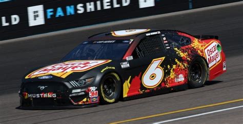 Welcome to nascar's official fan page! Pin by Justin on (NASCAR) in 2020 | Nascar race cars ...
