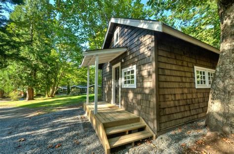 Maybe you would like to learn more about one of these? SUNWOLF - Prices & Resort Reviews (Brackendale, Squamish ...