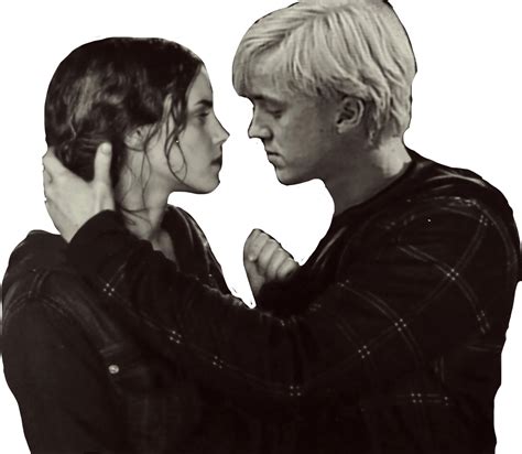 Download Hd Dramione Draco Malfoy Hermione Granger Freetoedit Ron And Hermione Kiss