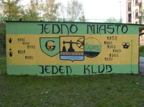 This wordpress.com site is the bee's knees. Graffiti GKS Katowice - YouTube