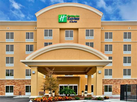 Holiday Inn Express And Suites Largo Clearwater Hotel In Largo By Ihg