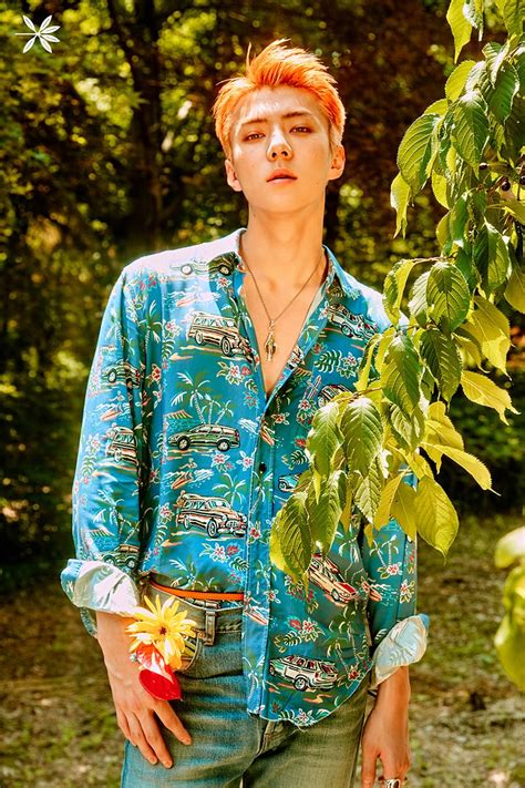 Weitere ideen zu sehun, exo sehun, kim jongdae. Update: EXO's Sehun Looks Effortlessly Beautiful In Latest ...