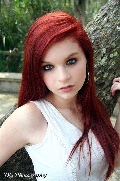 Pin By Doug Yaright On Hotties Redhead Pictures Beautiful Redhead
