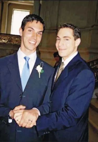 Is Ari Shapiro Gay Who Is His Partner