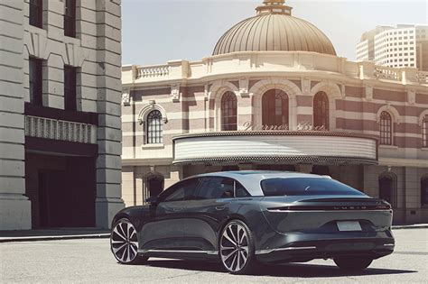Lucid Air Is A 500 Mile Range Electric Sedan That Charges In Minutes