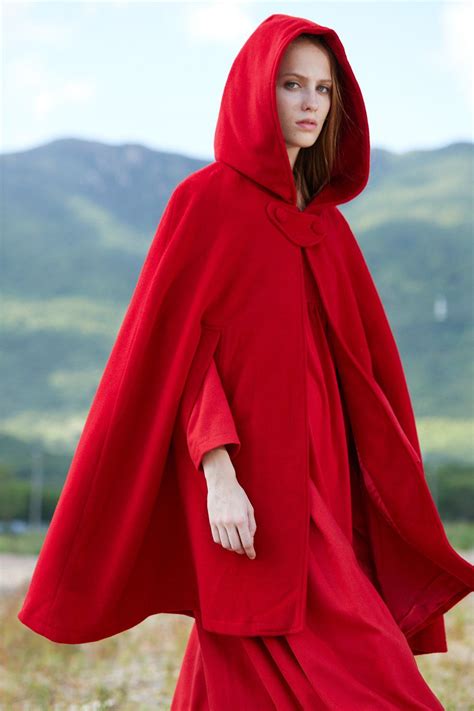 The New Yorker Hooded Cashmere Cape Одежда Женщина Стиль