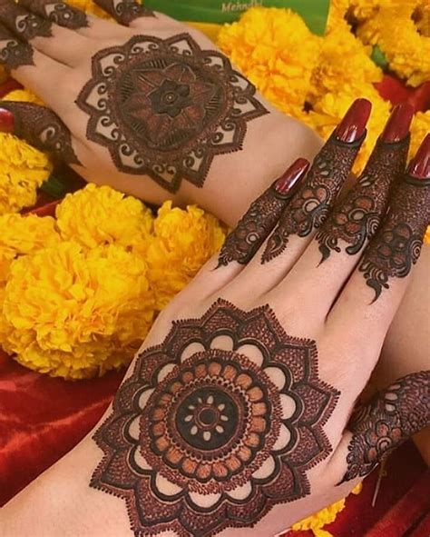 Top 20 Front And Back Hands Simple Mehndi Designs Ideas
