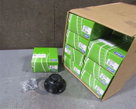 Skf 1612 Box Of 24 Oil Fill Hubcaps Ebay