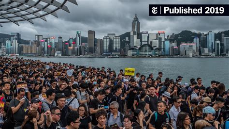 Hong Kong Protesters Take Their Message To Chinese Tourists The New