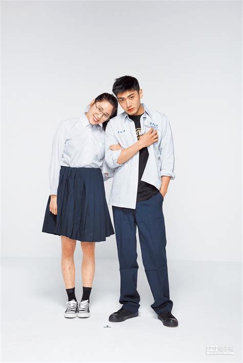 See more of 宋柏緯 edison song on facebook. 歐陽妮妮許願 練出馬甲線 - 娛樂新聞 - 中國時報