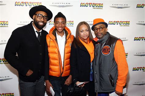 Da sweet blood of jesus is a 2014 american horror film directed by spike lee. Spike Lee 2018: Wife, net worth, tattoos, smoking & body ...