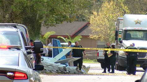 Small Plane Crashes In Florida Front Yard Killing Two Occupants Nbc 6 South Florida
