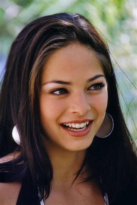 Kristin Kreuk Photo 173 Of 347 Pics Wallpaper Photo 274011 Theplace2