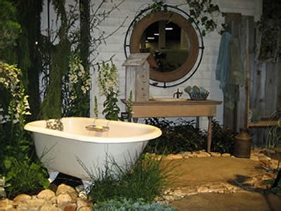 An outdoor bathtub is the ultimate luxury. Two Men and a Little Farm: OUTDOOR SOAKING TUB PART 2