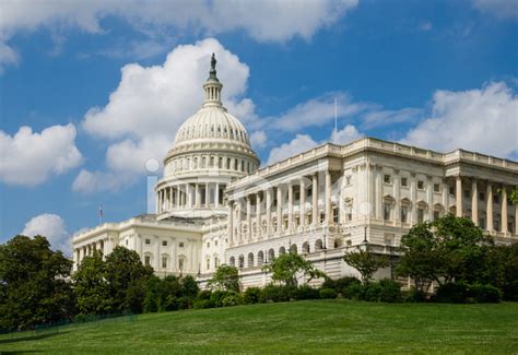 Des engins explosifs découverts dans le capitole. Capitolio DE Estados Unidos, Washington, Eua Fotografías de stock - FreeImages.com