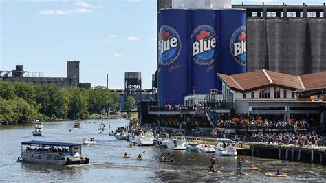 Prior to posting, be sure to utilize reddit resources such as the search function & explore the /r/buffalo wiki i'm driving down from toronto and will be in buffalo for a couple of days for work( friday & weekend) and was looking for interesting things to do. Things to do in Buffalo NY & Attractions in Niagara Falls NY