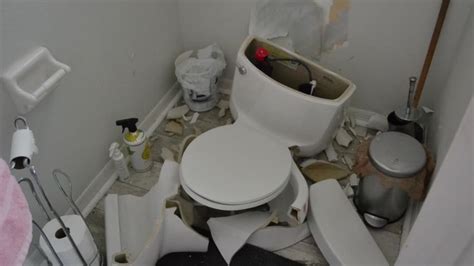 Toilet Explodes After Lightning Strike Cnn