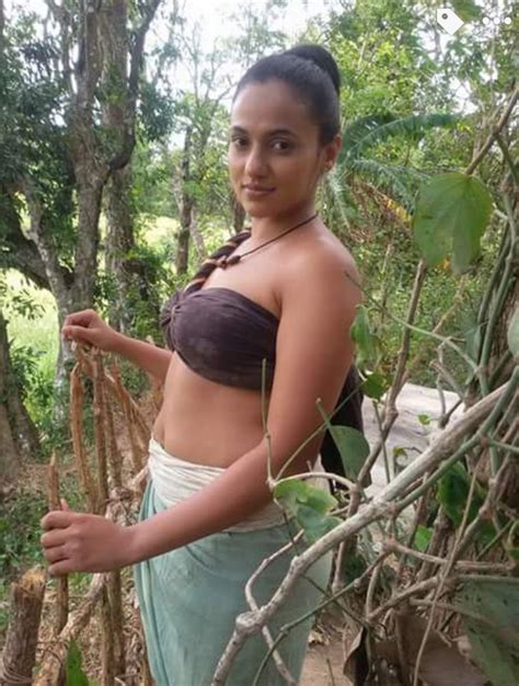 Actress And Models Udari Warnakulasooriya Sri Lankan Beautifulhot