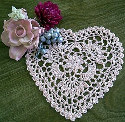 80 Creative Doily Craft Ideas For You To Try This Year Bored Art