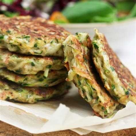 Crêpes de courgettes au parmesan et herbes Roxanne Cuisine