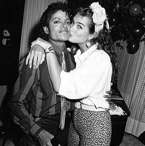 Michael Jackson And Brooke Shields Kissing