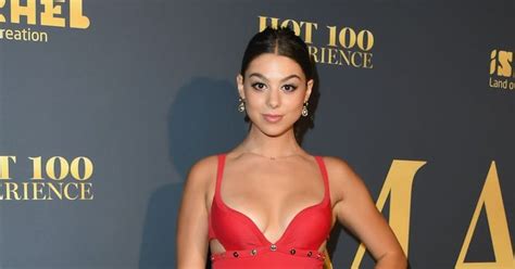 Kira Kosarin Best Red Carpet Fashion Dresses Photo Attends At The 2018