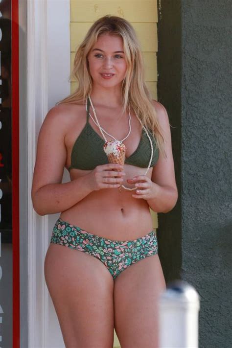 Iskra Lawrence Is A Walking Hourglass In Her Bikini At The Beach